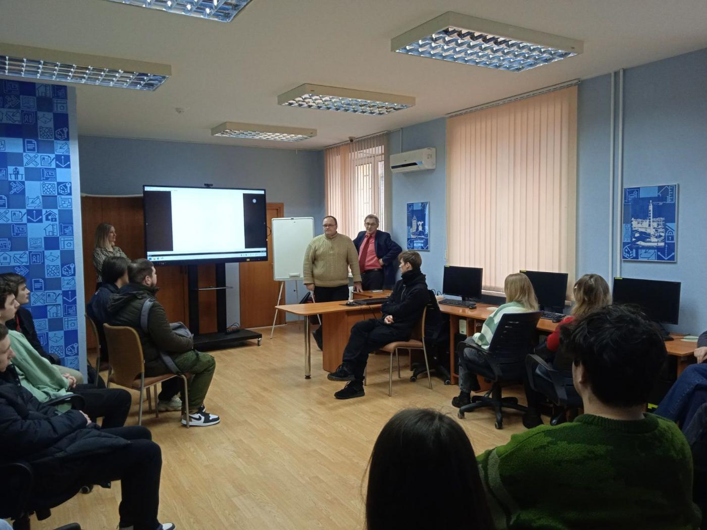 Экскурсия в Центр подготовки, повышения квалификации и переподготовки кадров системы Госкомимущества